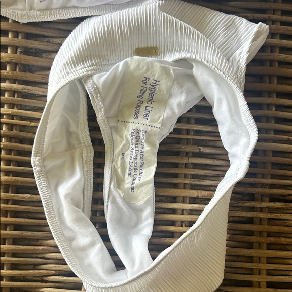 Roxy Ribbed Bikini Set. Never worn - Picture 3 of 4